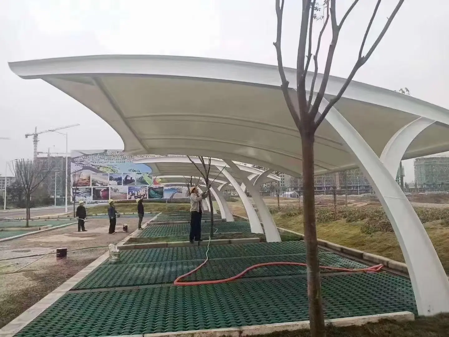 贵州关岭膜结构车棚采购避坑指南:本地气候不同,别拿低价当性价比